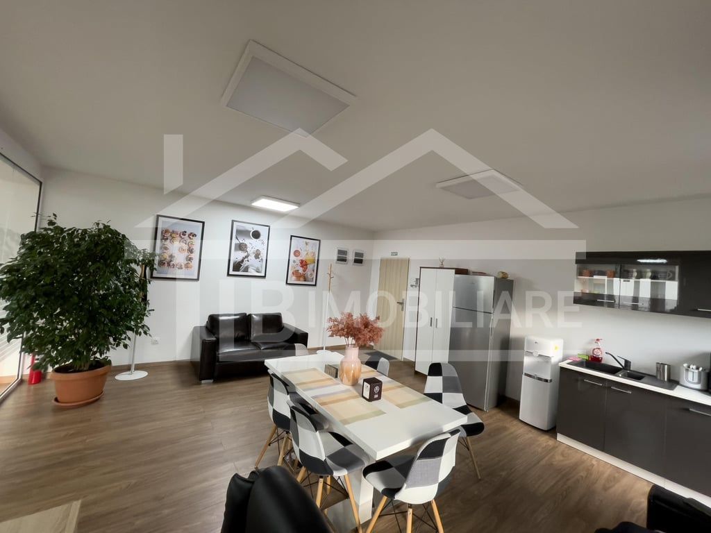 Spatiu de inchiriat, 95mp, terasa, Zona Ultra-Central - Poză 2