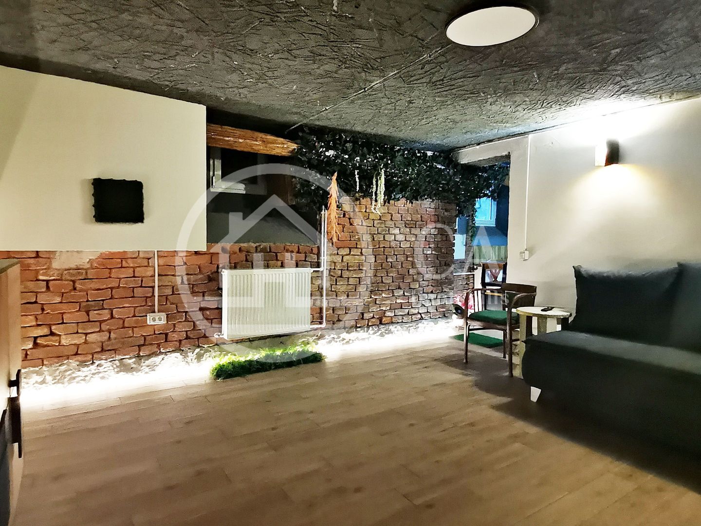 Apartament de închiriat cu 1 camera în zona ULTRACENTRALĂ, Oradea - Poză 2