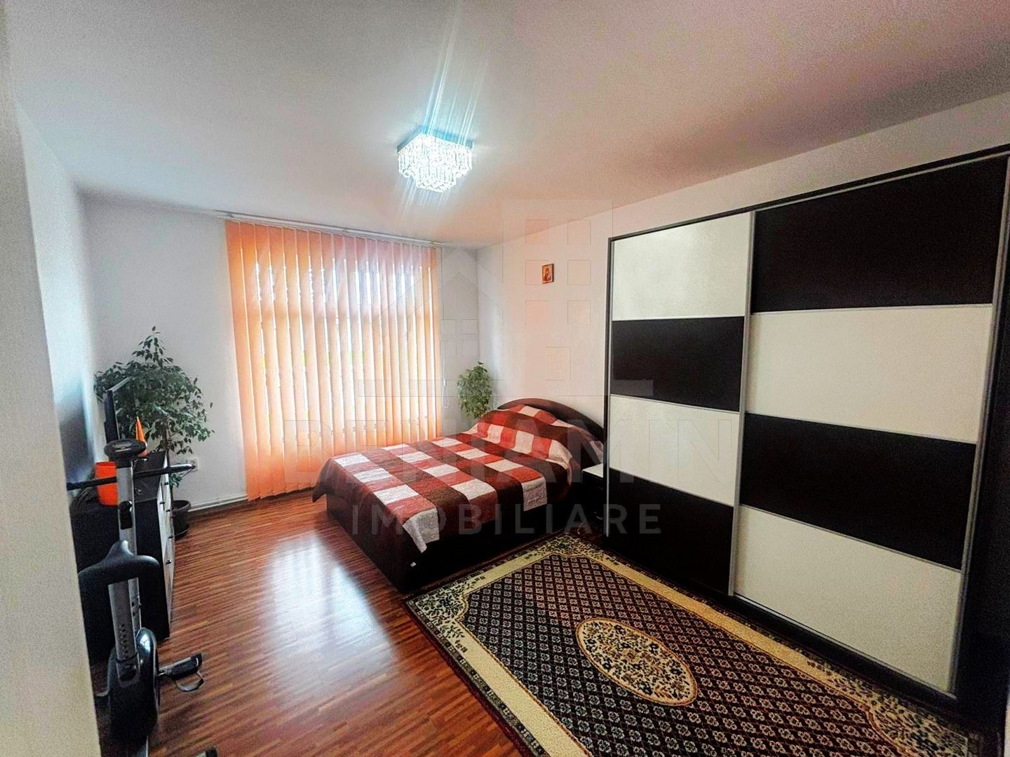 2 Decomandate -49 mp-Mobilat-Anvelopat-Centrul-Civic - Poză 1