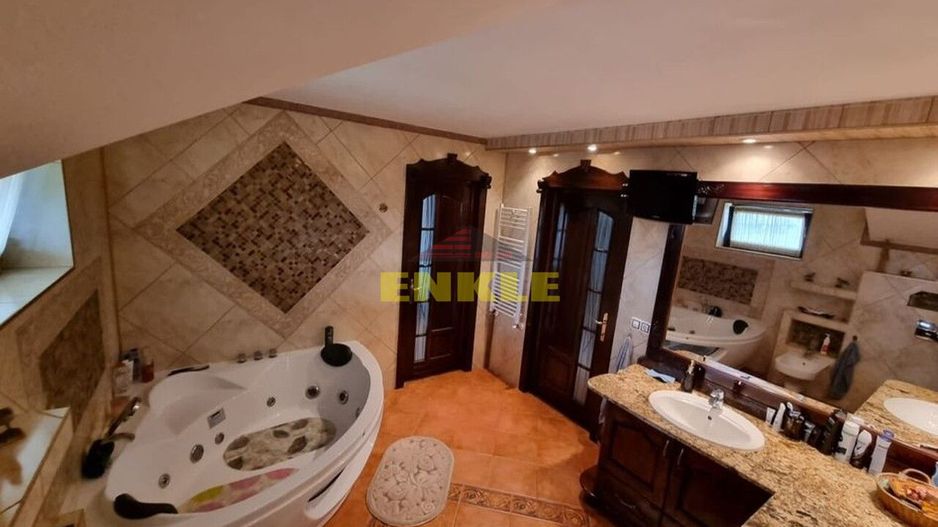 De vânzare Vila P+M, 303 mp si 1000 mp teren, Catamaresti-Deal - Poză 7