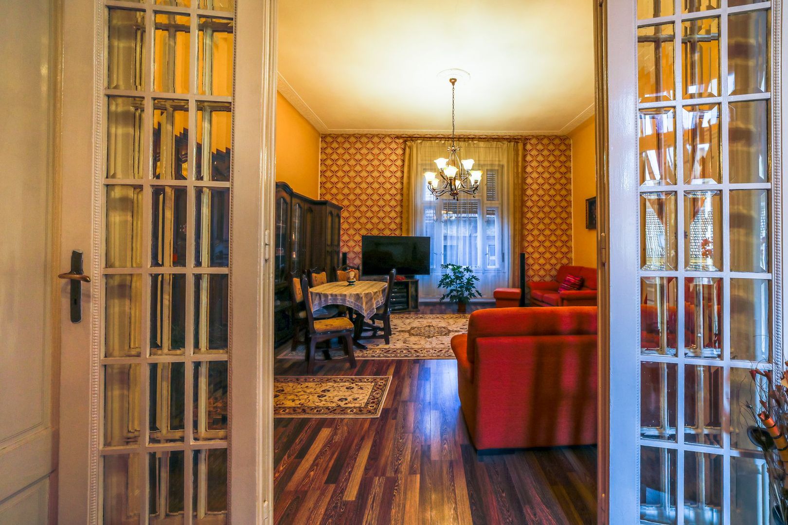 Apartament zonă ultracentrală-Palatul Bohuș - Poză 4