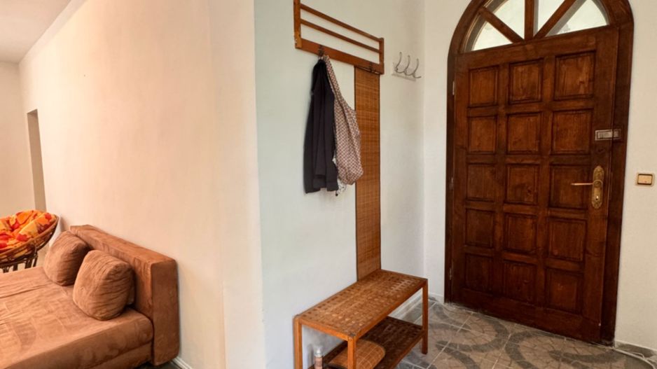 Apartament spațios la curte comună – zonă centrală, Oradea - Poză 6