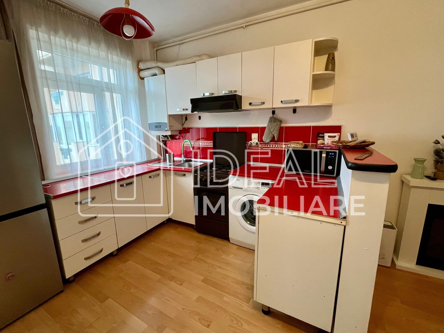 Apartament 3 camere de închiriat - zona Terezian - Poză 12