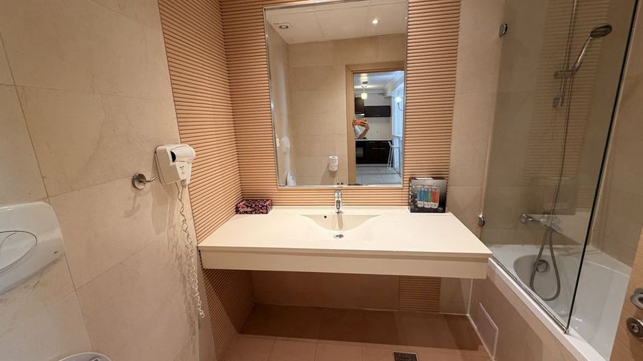 De inchiriat Apartament 2 camere Rin Grand Hotel - Poză 5