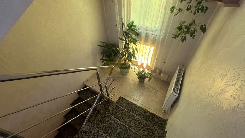 SE VINDE AFACERE LA CHEIE! Pensiunea Vila Verde, zona Garii - Poză 22