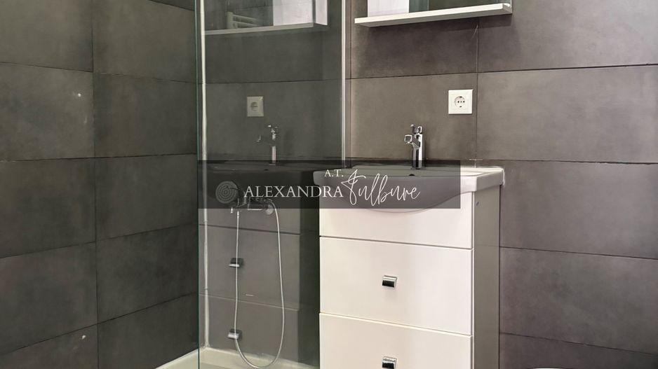 Apartament la cheie | 2 camere | terasa | parcare | Lombului - Poză 5