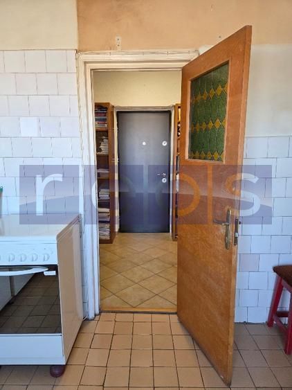 VANZARE 2 CAMERE -DECOMANDAT -PIATA UNIRII- FANTANI - Poză 8