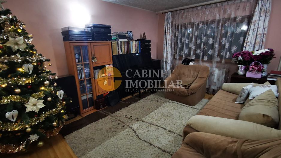 Apartament 4 camere parter/ Spațiu Comercial Nicolina 2 - Poză 1