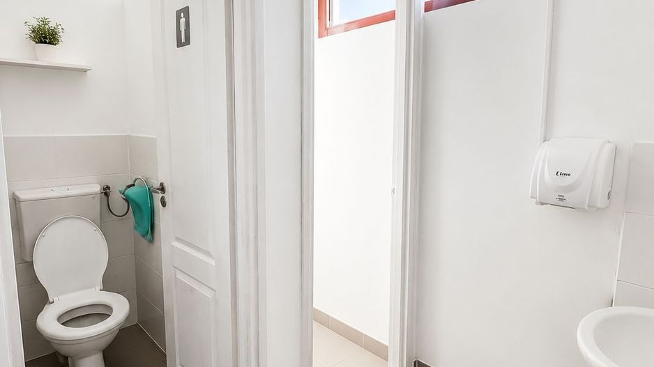 Clădire de birouri premium de închiriat | 660 mp | P+2+M | Comision 0% - Poză 9