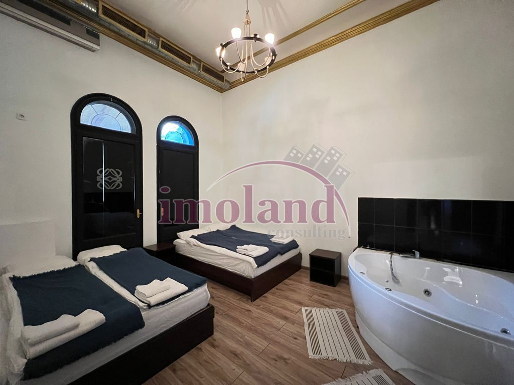 Vila - Piata Romana - Amzei - Poză 7