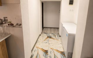 Casa renovata anul trecut  cu 1100 mp de teren in localitatea Les - Poză 7