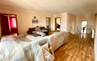 Casă spațioasă, confort ridicat, garaj și teren generos, zona Aradului - Poză 12