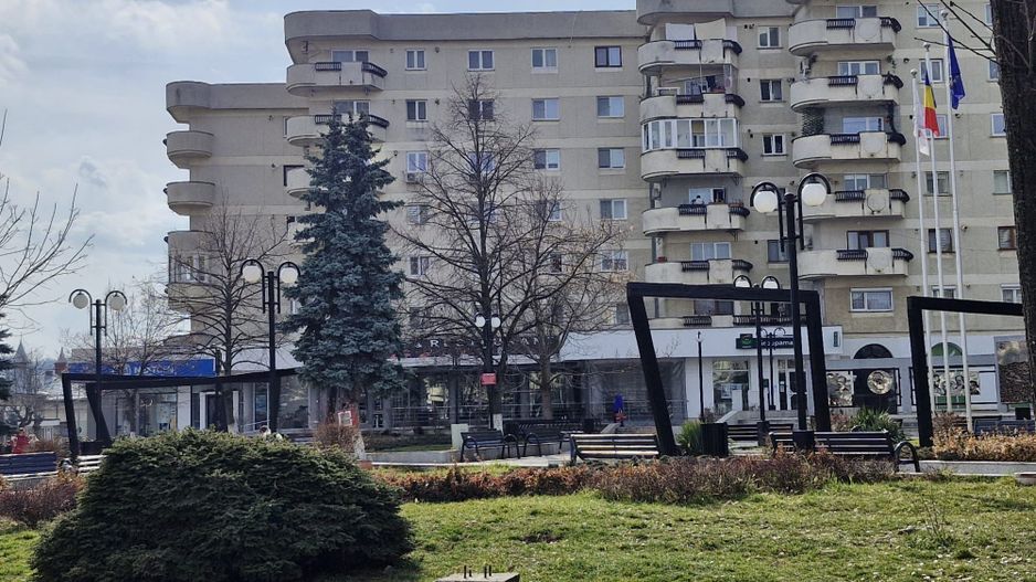 Garsonieră de închiriat parc milia Câmpina Ultracentral 42 mp - Poză 11
