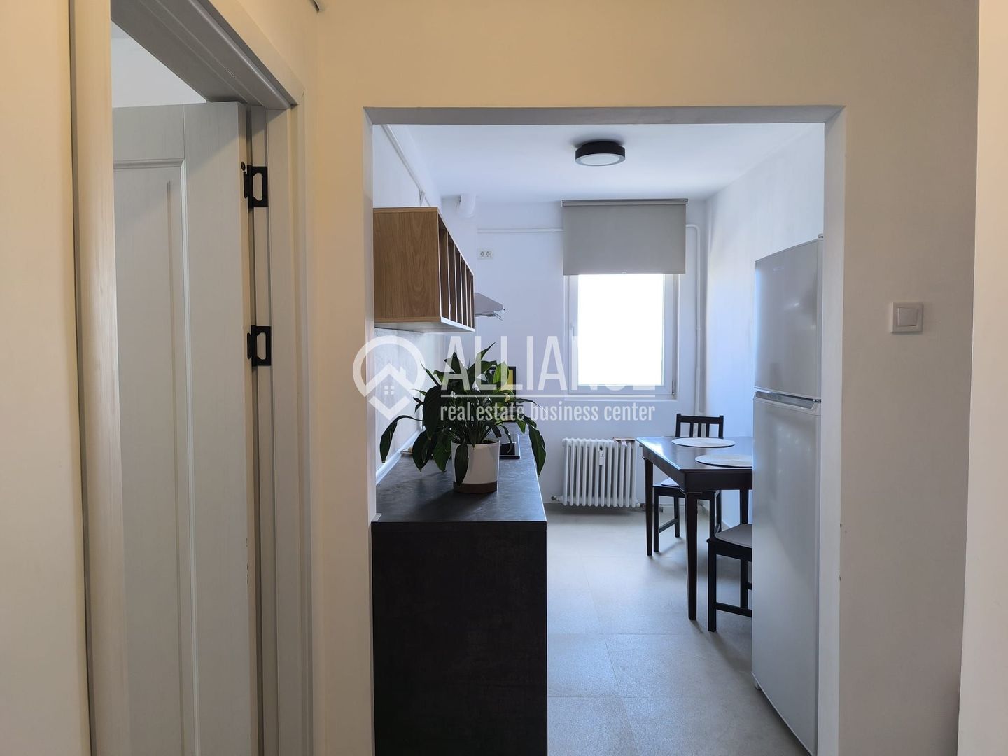 CENTRU TRAIAN(cod03)- 2 camere insorite si cu panorama catre port! - Poză 6