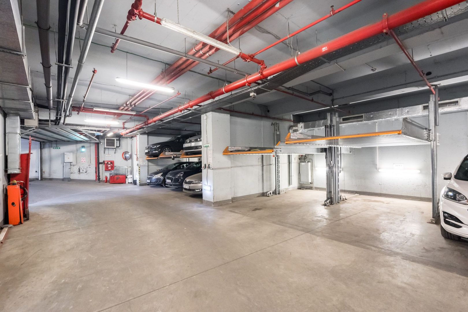 cladire de birouri 8889 mpc in Piata Alba Iulia inchiriata - Poză 16