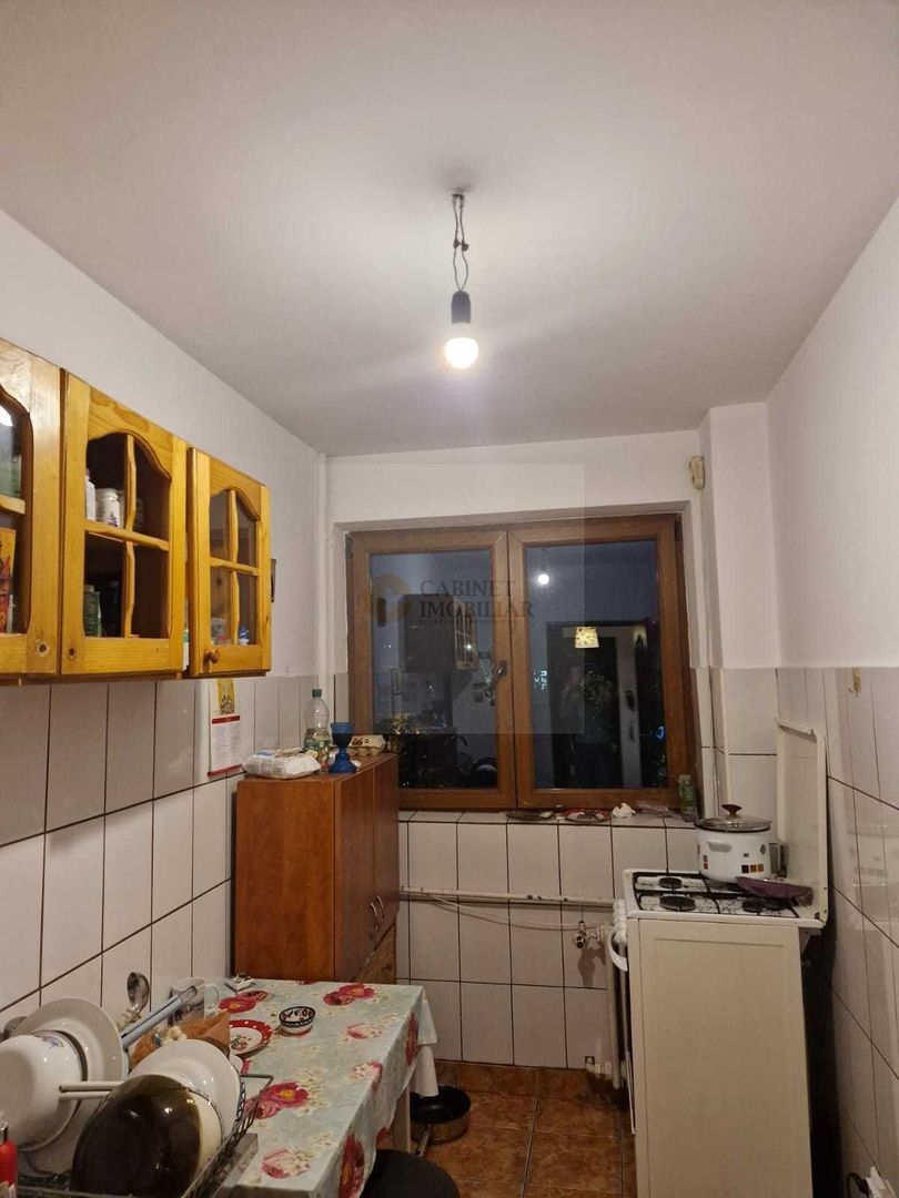 2 camere  |  Piata Victoriei  |  Etaj 2 | Creditabil - Poză 4