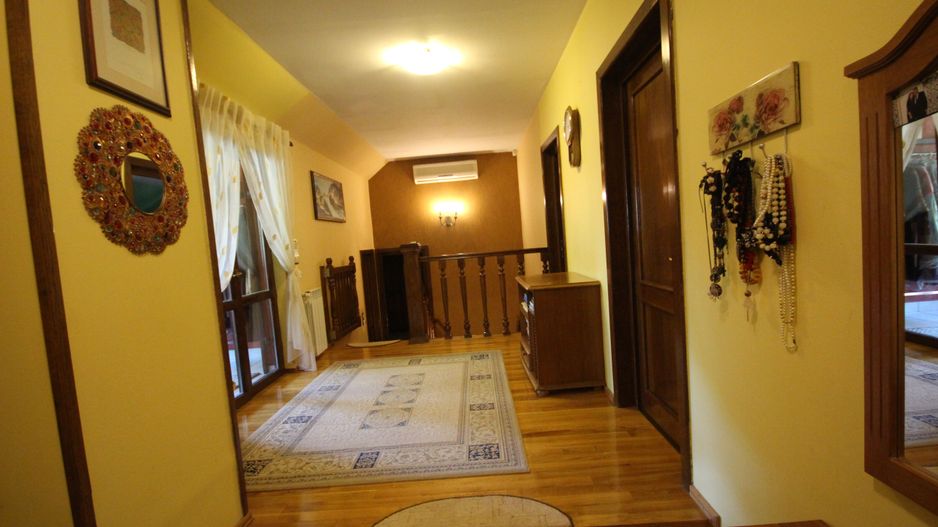 Casa individuala zona Soarelui - Poză 3