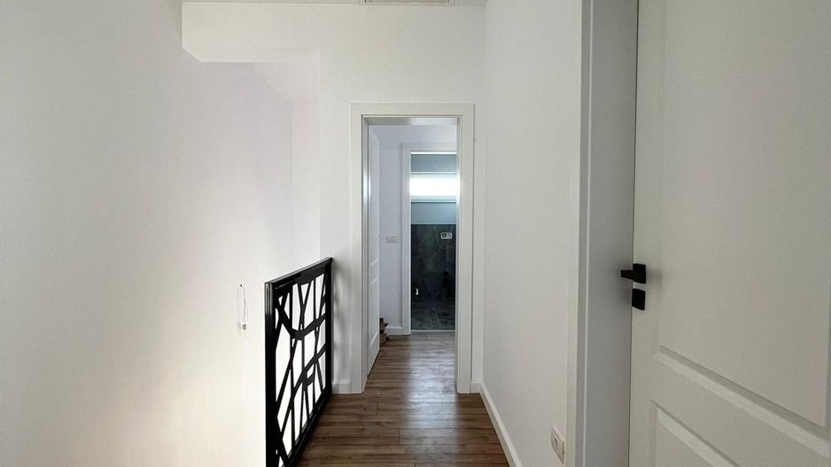 Duplex Lux, 4 dormitoare, finisaje premium. Ghiroda. - Poză 12