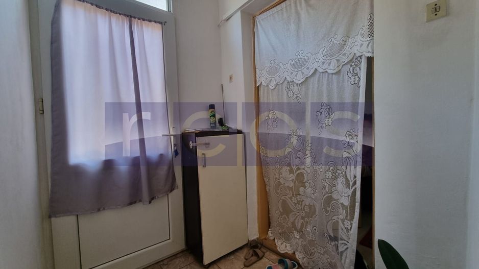 VANZARE CASA 2 CAMERE | ZONA TINERETULUI -CURTE COMUNA - Poză 14