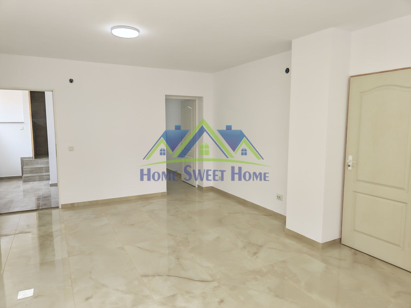 Spațiu comercial/birouri–Parter de casă, langa Cafetarie si Institut! - Poză 7