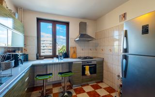 Apartament de 3 camere, la 10 minute de mers pe jos de Piața Unirii. - Poză 9