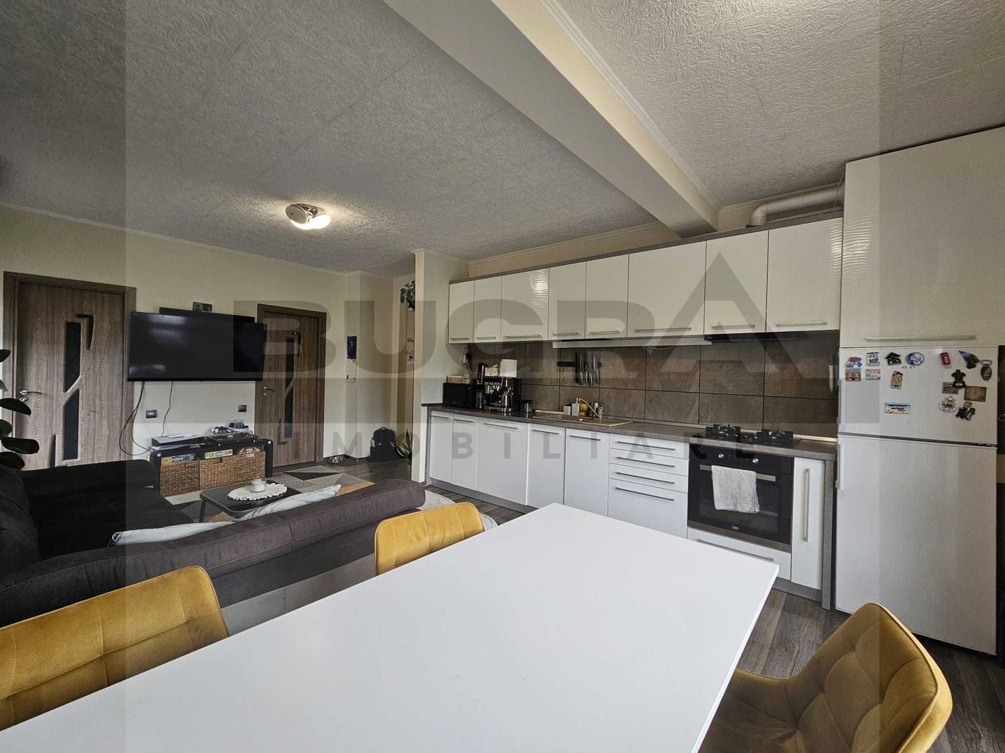 Apartament de 2 camere, modern, 48mp, terasa 25mp, zona Cetatea Fetei - Poză 2