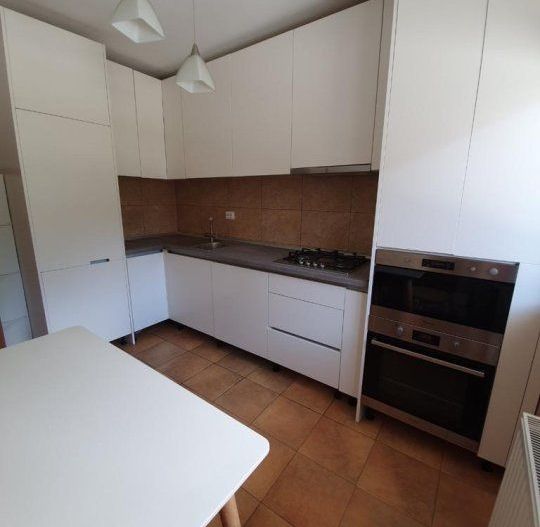 Casa / vila 4 camere in duplex, orasul Brasov - Poză 3