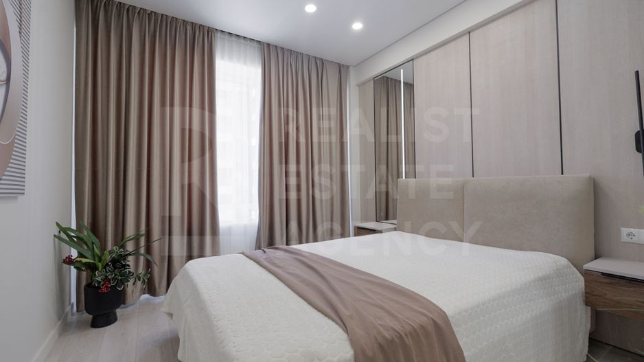 Vânzare, apartament, 3 camere, str. Calea Ieșilor, Sculeni - Poză 8