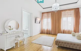 Apartament deosebit în clădire istorică central - Poză 34