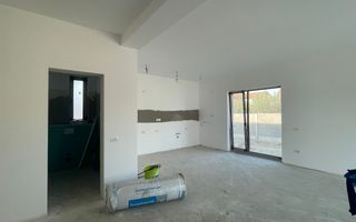Duplex pe parter 4 camere - Mosnita Noua - Poză 4