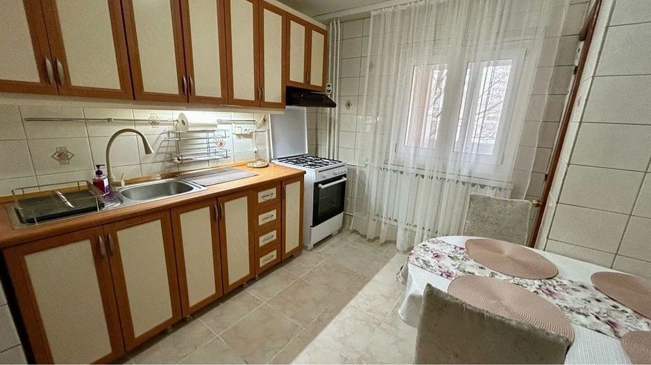 Închiriez apartament cu doua camere, zona Baba novac - Poză 3