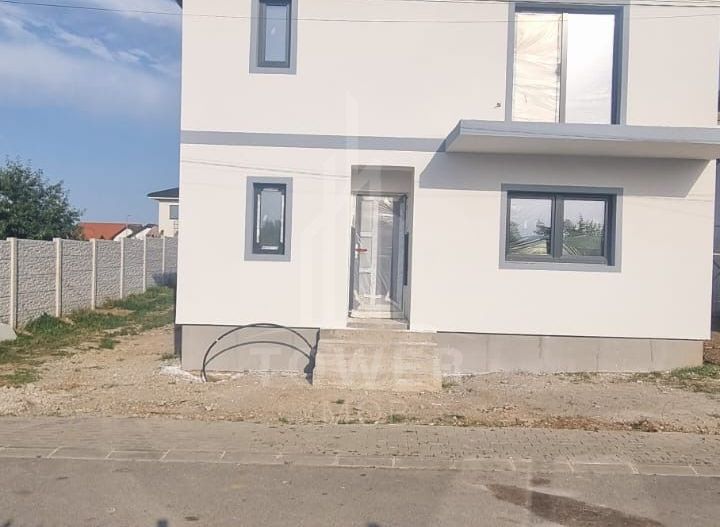 Ocazie rară | Casă de vânzare în Cristian | 4 camere, curte 210 mp - Poză 9