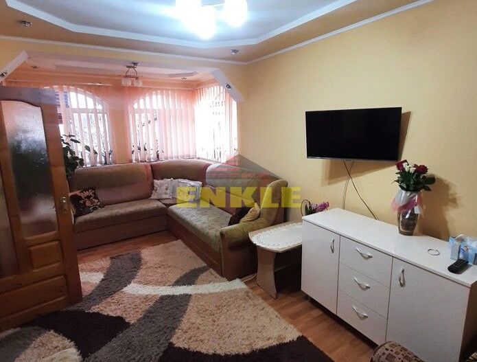 Casa cu 3 camere de vanzare in Botosani 156 mp cu teren 1100 mp - Poză 10