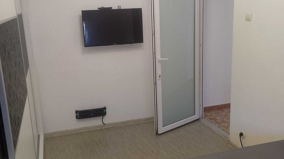 Apartament 3  cam Crangasi  langa Lacul Morii - Poză 6