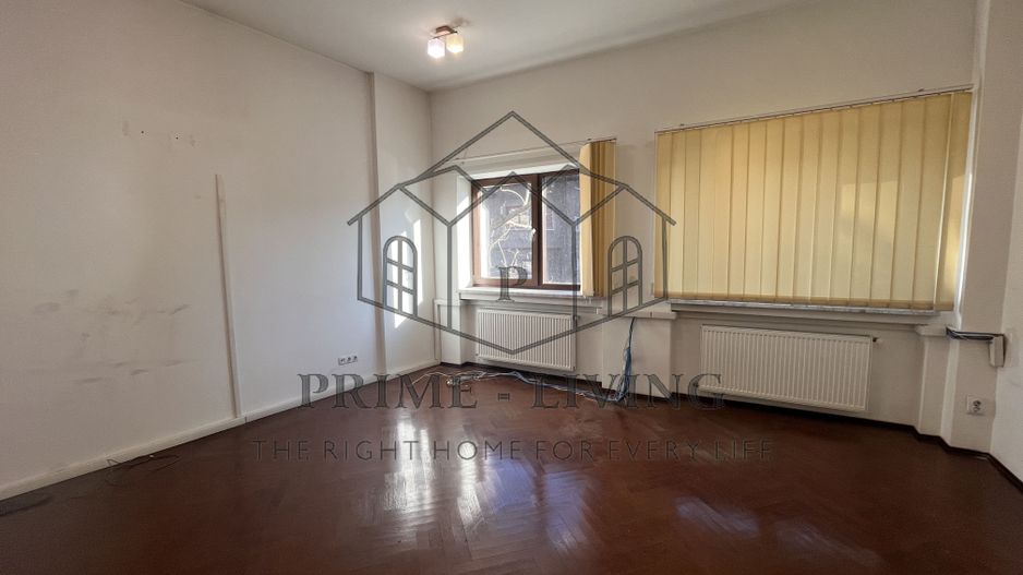 VILA INTERBELICĂ LA INCHIRIERE IN ZONA 1 MAI - Poză 15