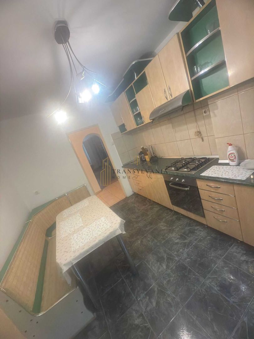 Apartament 4 camere, decomandat - Poză 5