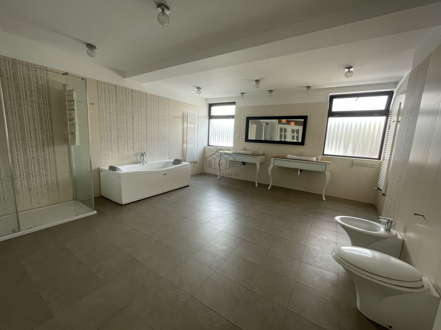 APARTAMENT SUPERB CU 3 DORMITOARE LA INCHIRIERE LANGA PARC HERASTRAU - Poză 27