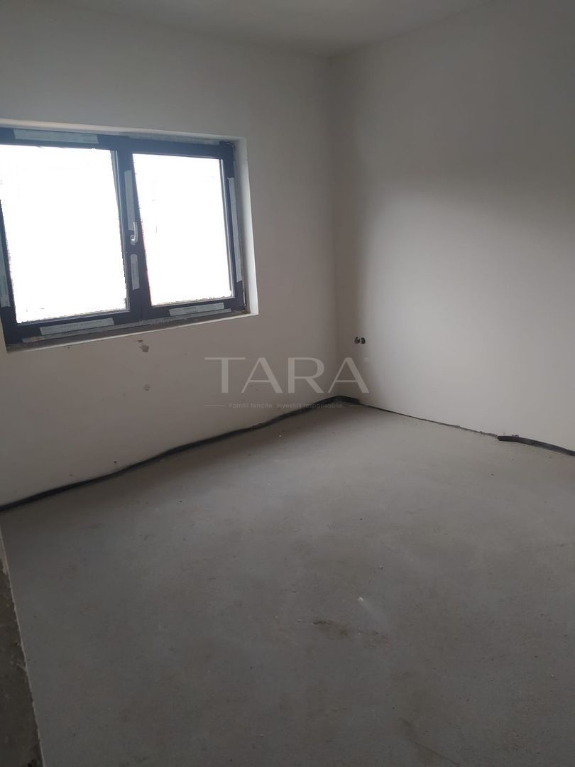 Casa de vanzare tip duplex in cartierul Europa,zona Bibescu - Poză 13