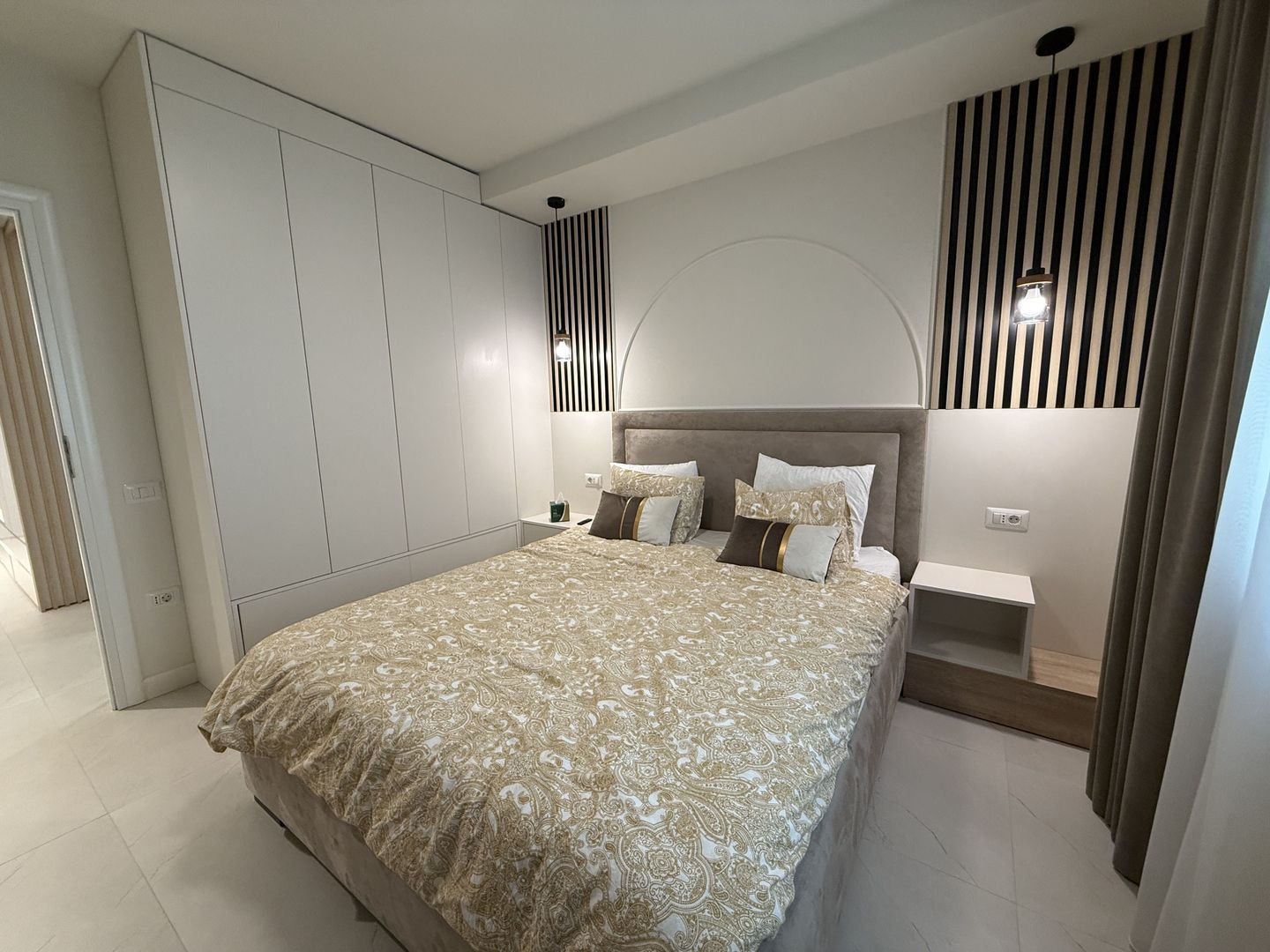 Apartament 2 camere cu TERASĂ, prima închiriere - zona Doamna Stanca - Poză 1