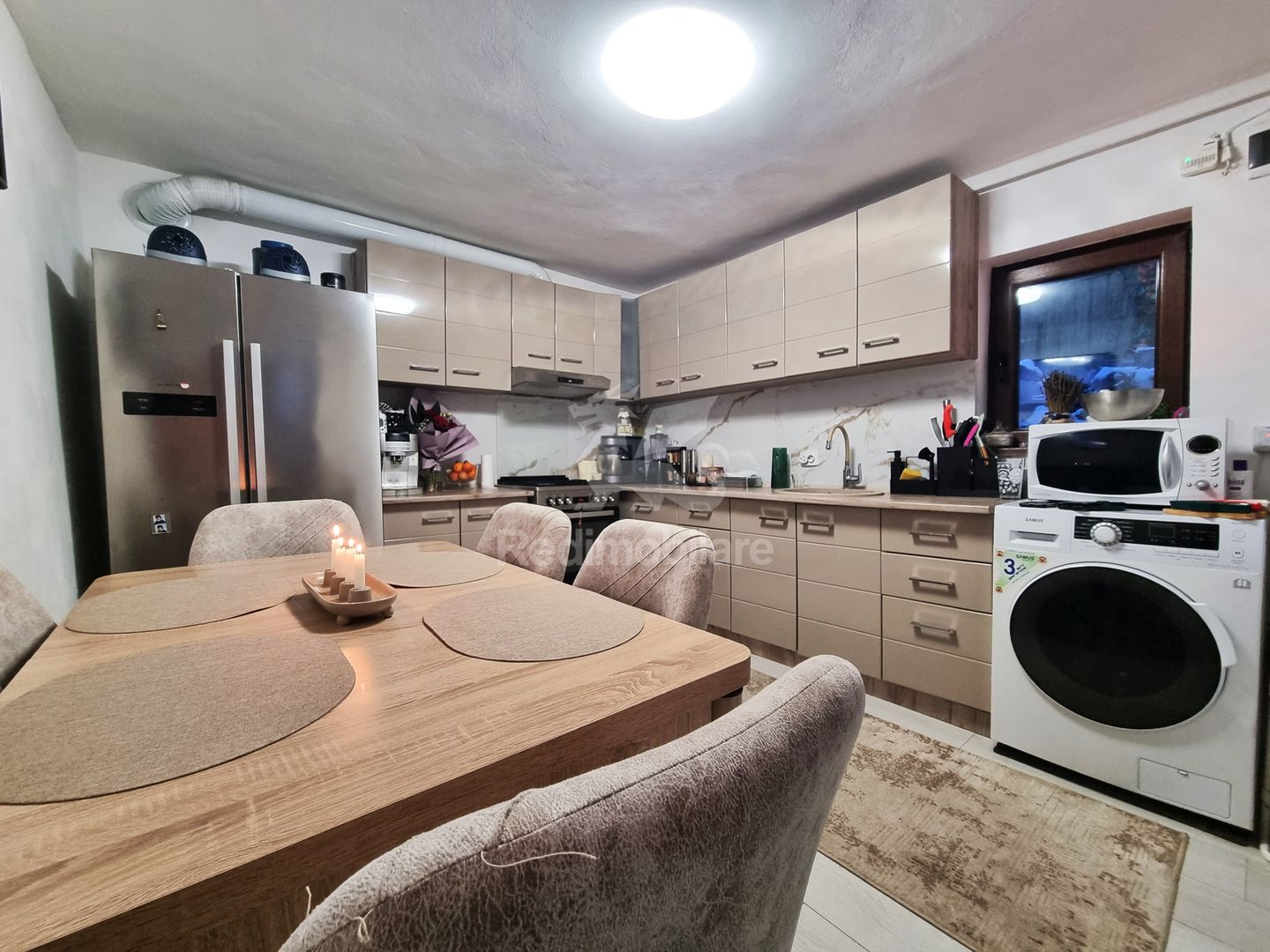 Casă funcțională, curte proprie, finisaje moderne - Poză 2