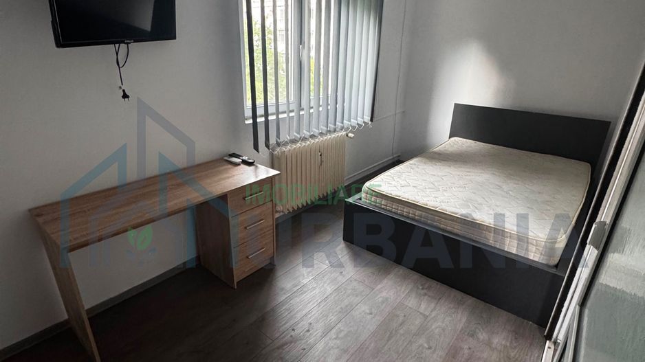 Apartament 2 camere, Bulevardul Socola, zona Podu Ros, etaj 3/4, Iasi - Poză 1