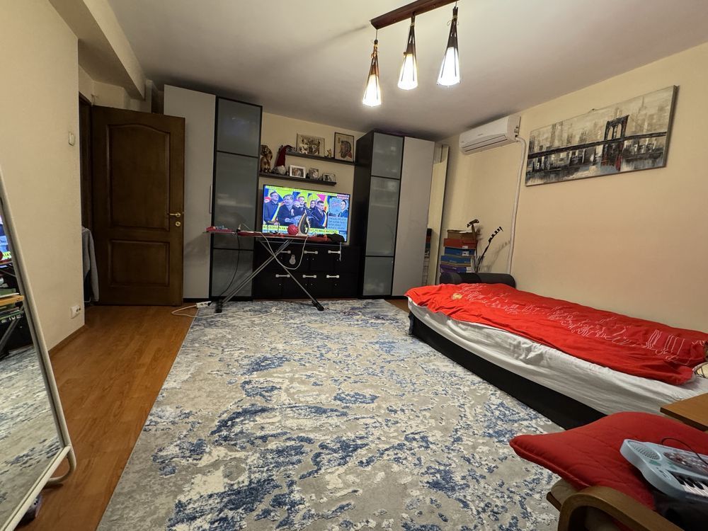 Apartament 2 camere, cu vedere la Parcul Tineretului. Centrala proprie. Parcare. - Poză 3