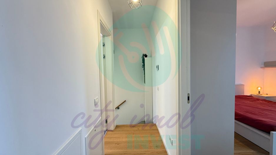 Apartament cu 2 camere, tip duplex, cu design industrial și personalitate - Poză 10