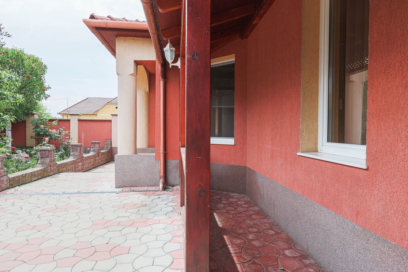 Casă spațioasă cu 4 dormitoare în Nădlac – gata de mutare! - Poză 8