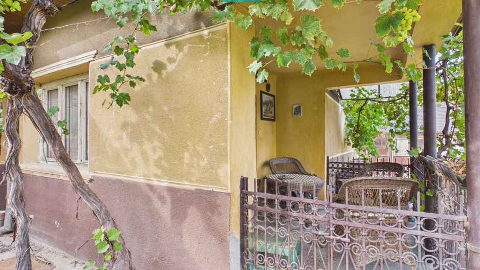 Casă cu 4 camere în localitatea Gurahonț, Arad - Poză 13