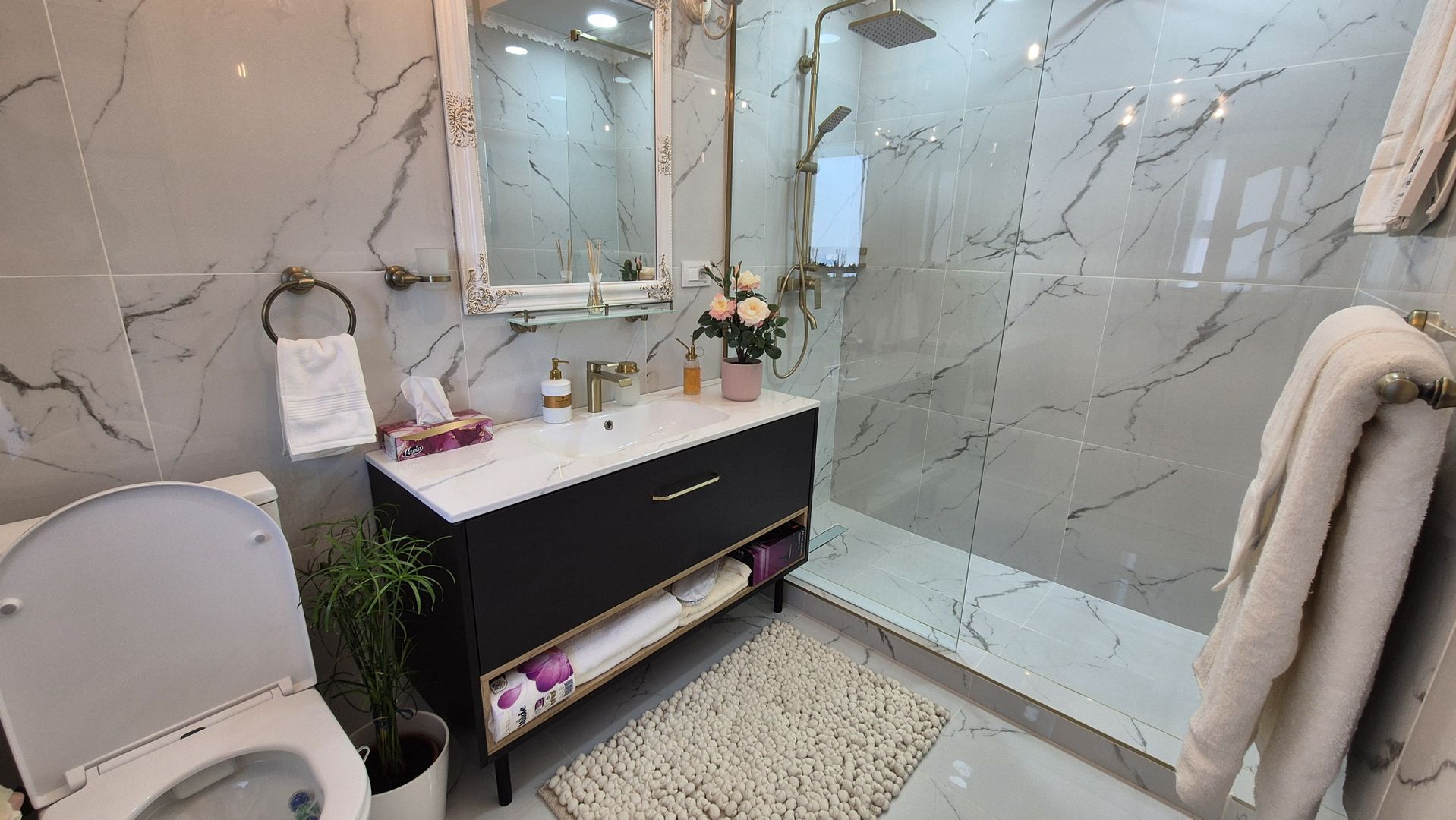 Garsonieră Modernă și Elegantă, Centrul Istoric al Bucureștiului (Piața Romană) - Poză 4