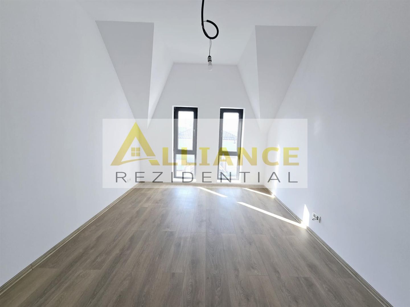 Vila individuala- 5 camere- 3 bai- incalzire pardoseala- - Poză 9
