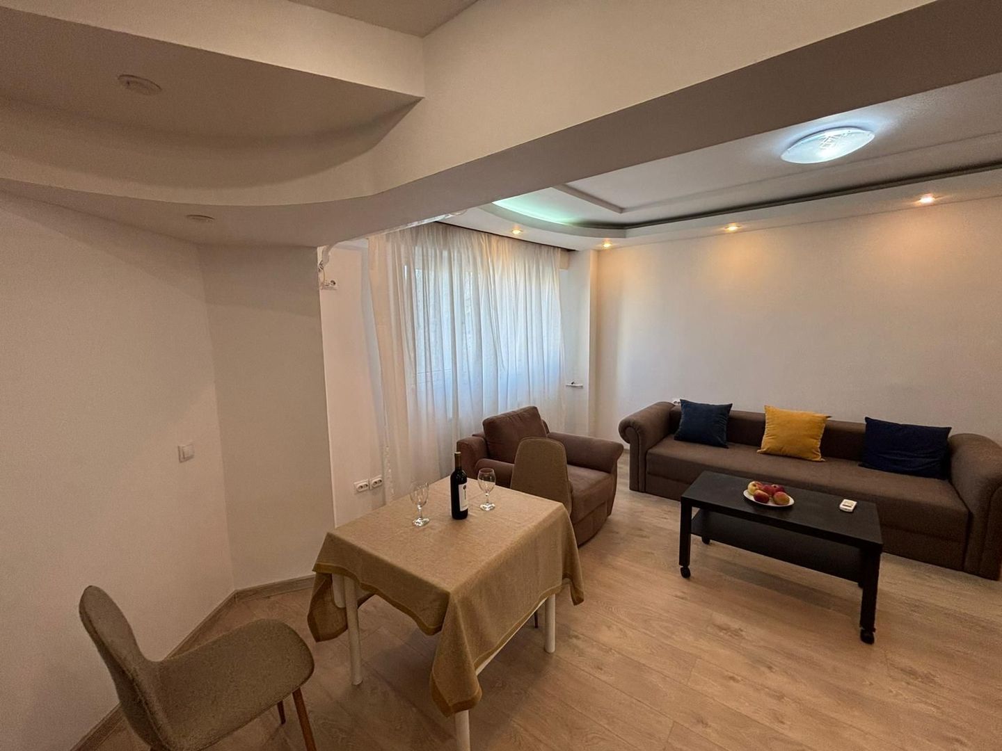 Apartament 2 camere modern, aproape de Mega Mall si metrou - Poză 2
