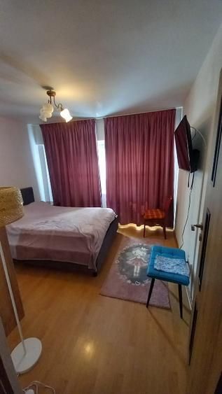 Apartament 3 camere, confort 0, etaj intermediar, Casa de Cultură - Poză 3