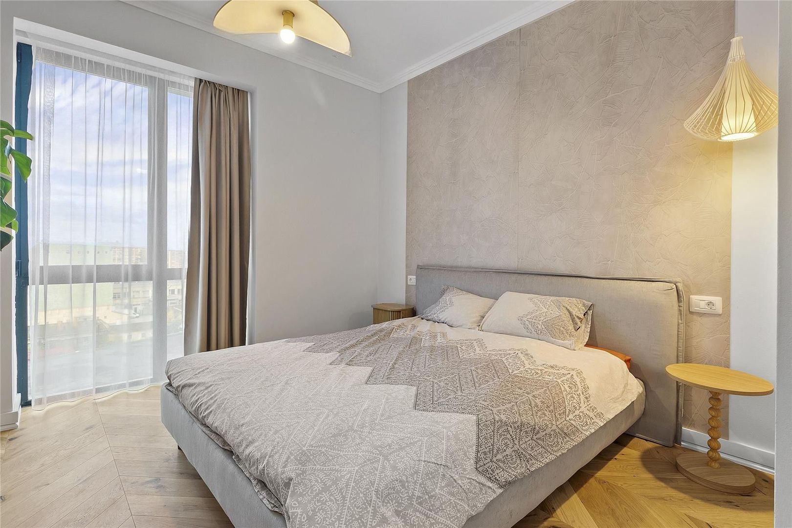 Apartament exclusivist cu 2 camere de închiriat în ONE66 design contemporan - Poză 7
